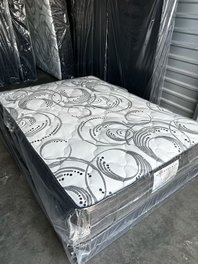 Brand New QueenKingTwin  Full Size Mattress With Box Spring