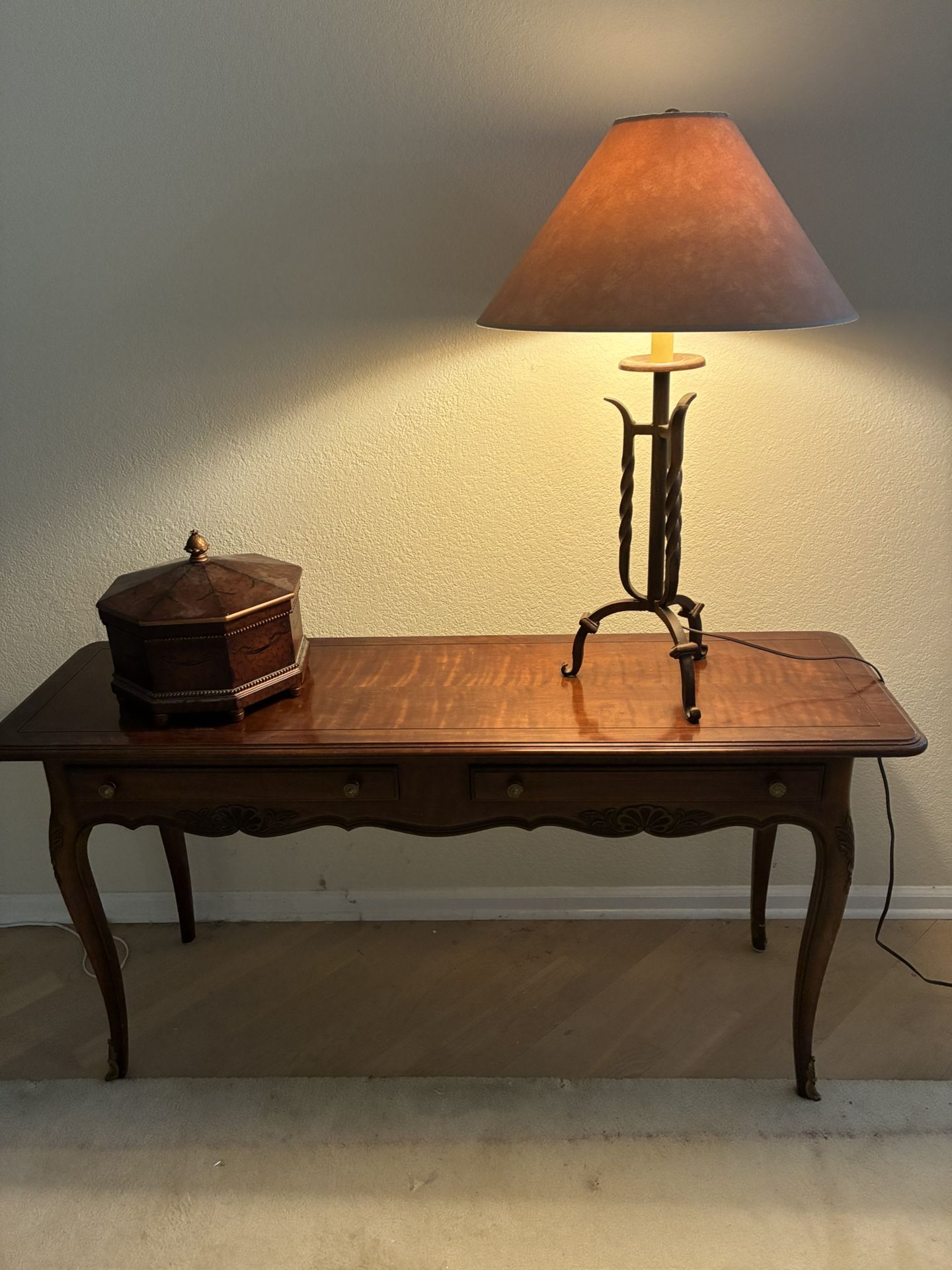 Kindle Console Table