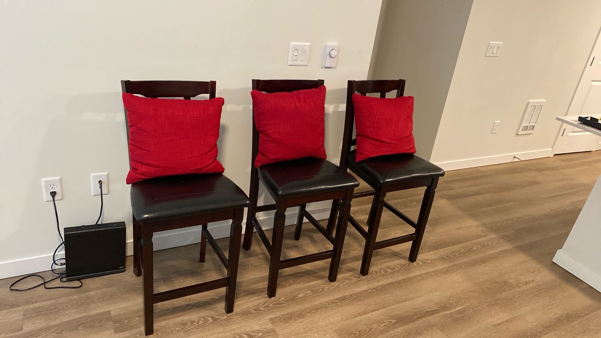 Pub Table Chairs