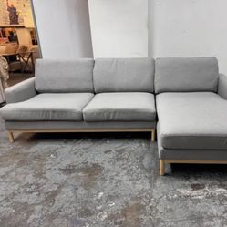 Brand New. Mid Century Modern. 🛋️. Retails Over $2200