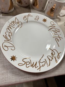 Christmas plates and cups and cups cups