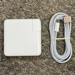 Authentic Original Apple USB-C Charger brick 96 watt with 2 meter Magsafe 3 charge cable for MacBook Air/Pro. Excellent condition. 