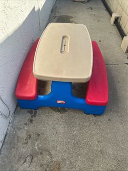 Little tikes picnic table