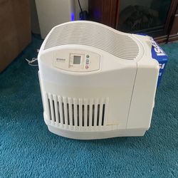 Whole house humidifier