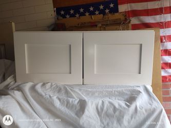 Avondale 30 in W x 12 in D x 15 in H kitchen cabinet alpine white