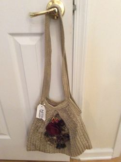 Handmade knit shoulder bag with handmade flowers new with tag