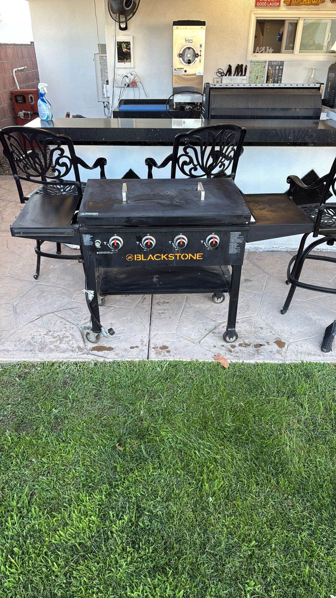 Blackstone Flat Grill 4 Burner