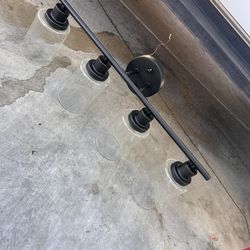 Bathroom light fixture