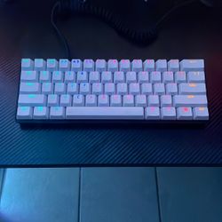 Keybored Razer Huntsman Mini 