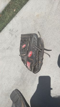 Rawlings leather glove 12.5