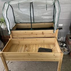 Maneuverable Lifted Green House