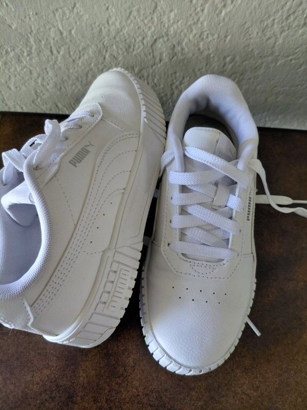 Girls Puma Shoes