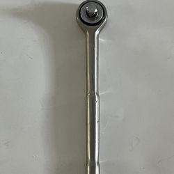 3/8”Drive Reversible Rachet Wrench, Chrome Plated Finish