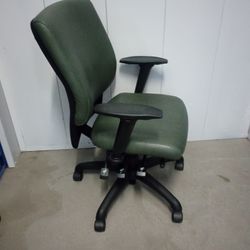 Highmark Fully Ergonomic Task Chair In Good Conditions 