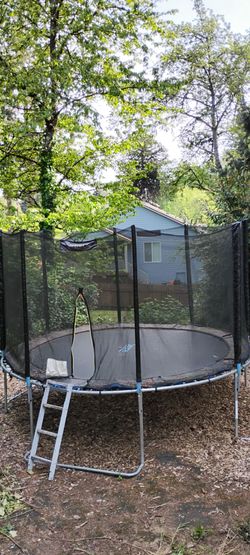 Trampoline