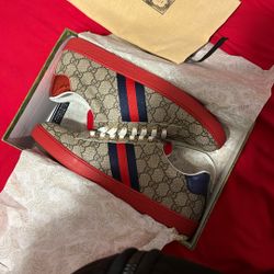 Gucci shoes