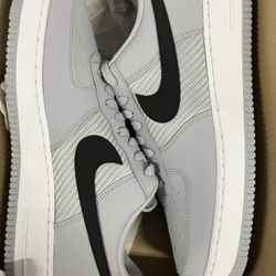 Men’s Nike Air Force Ones 