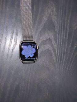 Apple Watch Series 7 41mm with Cellular