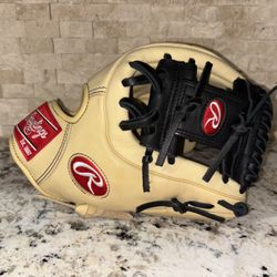 NEW w/tags Rawlings 11.5” Gold Glove Elite GGE115ICBB RHT
