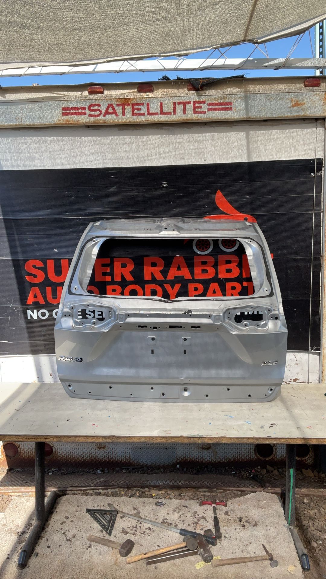 2019 RAV4 Tailgate Shell OEM 2025