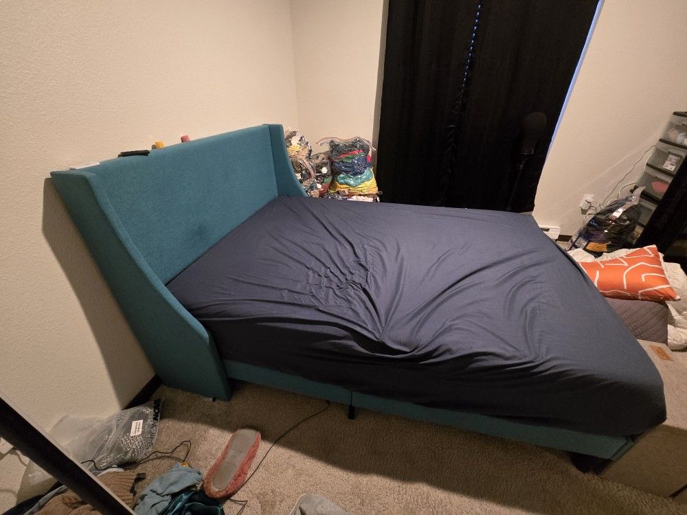 Queen Mattress And Bed Frame Must Go