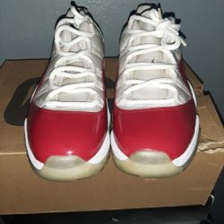 Jordan 11 Cherry Low Size 11 