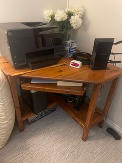 Pine Corner Desk