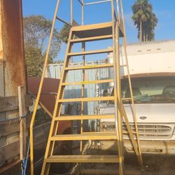 10ft Aluminum Ladder