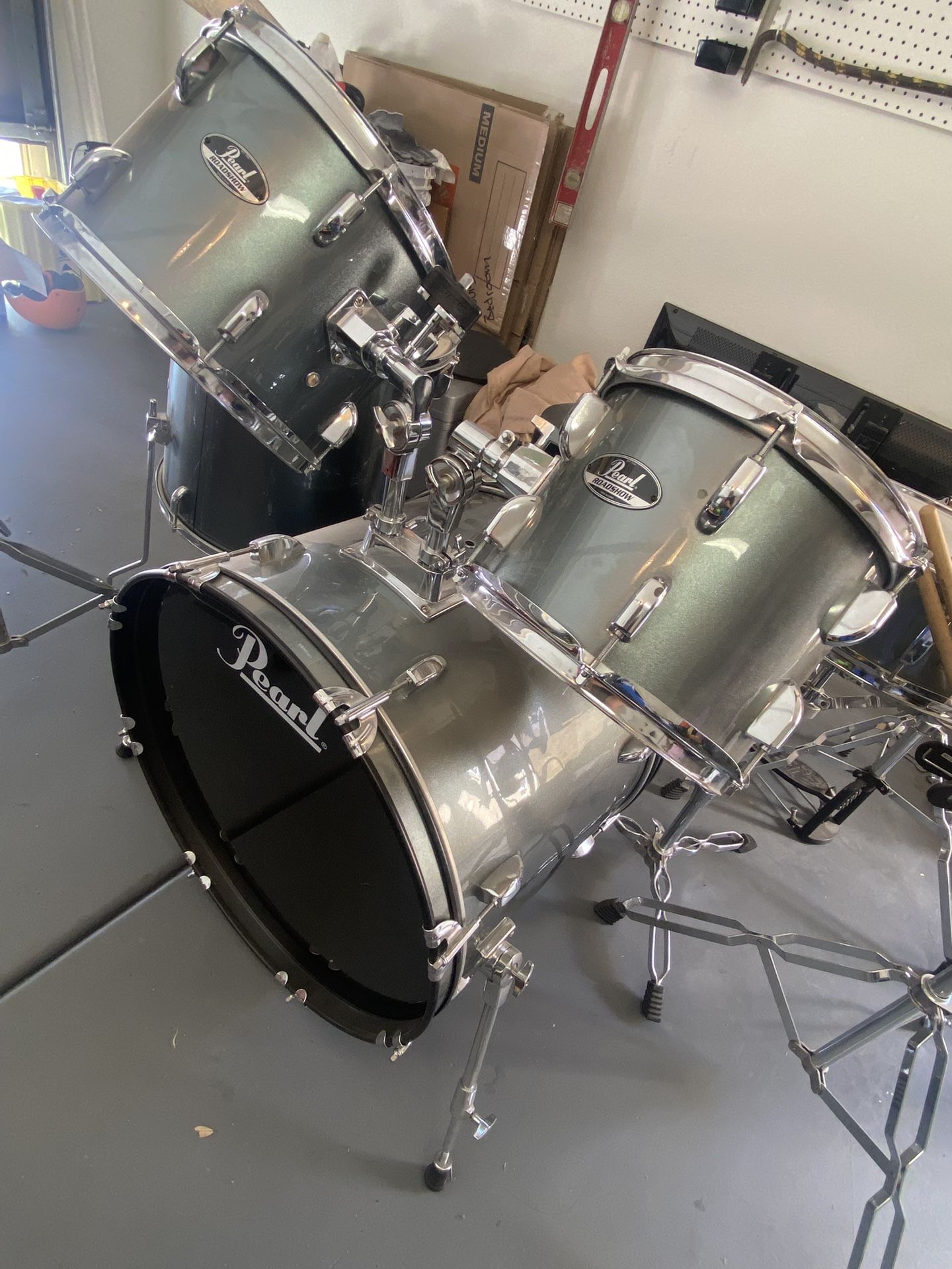 Pearl Drum Set