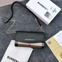 BURBERRY CROSSBODY