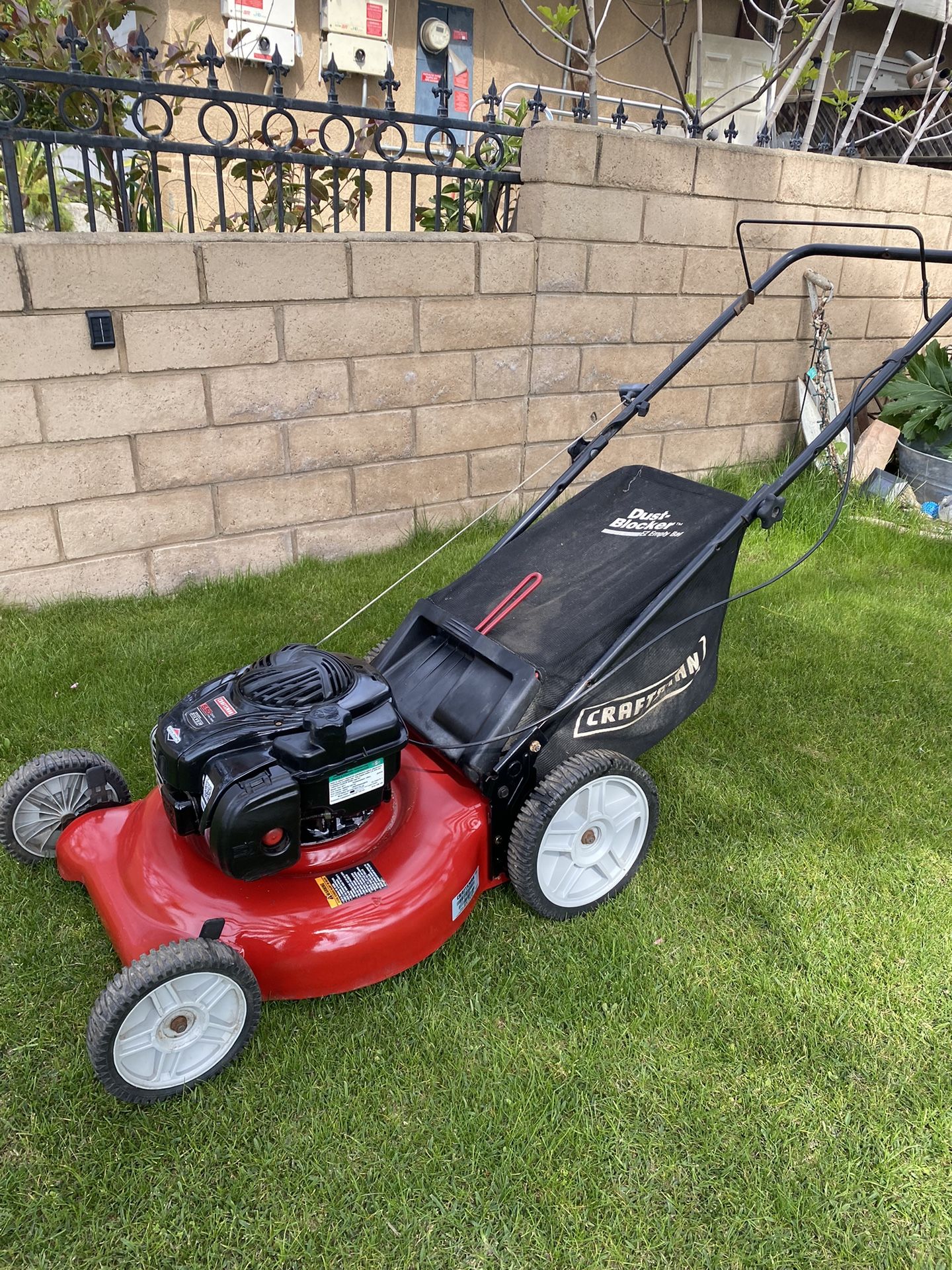 Lawn Mower for Sale in Bakersfield, CA OfferUp