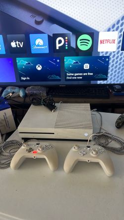 ⬜🎮 Xbox One S Console Gift Bundle 2 Twin White similar controllers Wired 2 player Fun Multiplayer