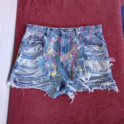 L.L.Bean Men's distressed destroyed Denim Shorts size 34