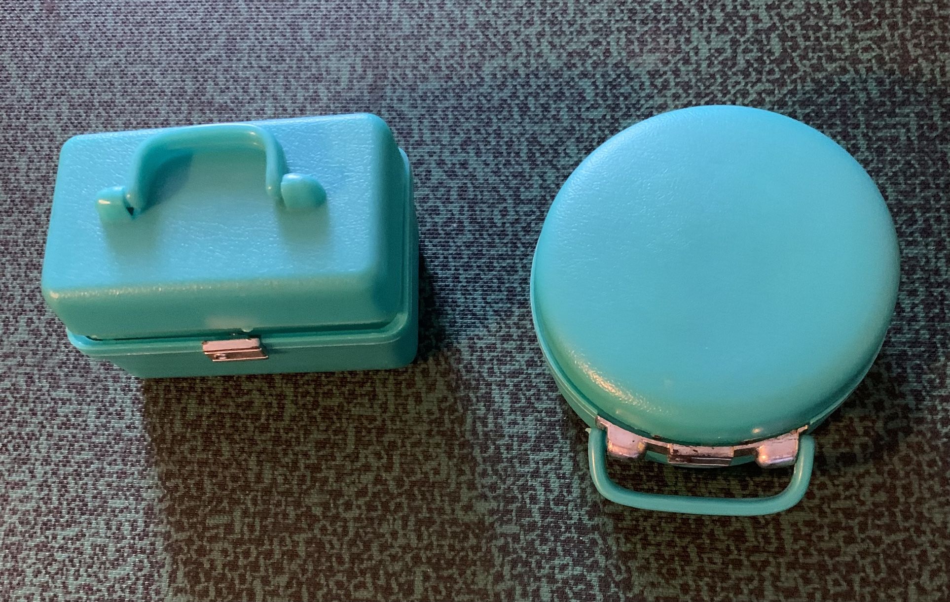 SET of 2 BARBIE luggage-BLUE