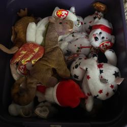 Tub Of Rare 1990s Beanie Babys 