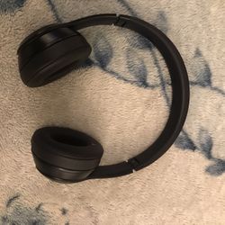 Beats Solo 4