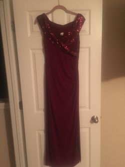 Formal dress. Maroon. With sequin detail. Worn only once size XS