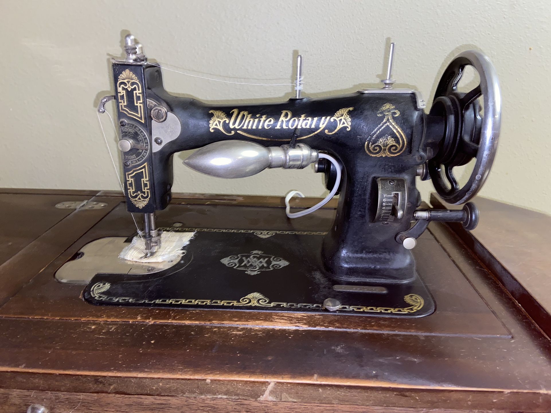 Antique WHITE ROTARY sewing Machine Martha Washington Cabinet