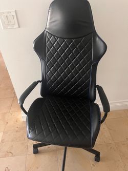 Game chair