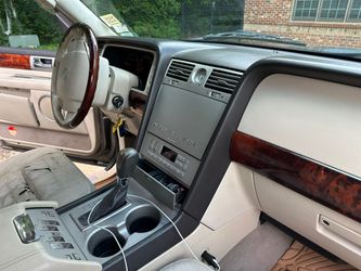 2003 Lincoln Navigator