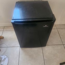 Absocold Black  Mini Fridge 