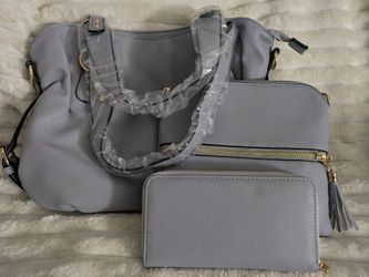 Beautiful 3-Piece Handbag and Wallet Set