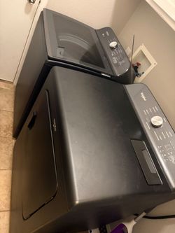 Whirlpool Washer and Dryer Set