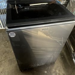 Whirlpool Washer And Dryer Set