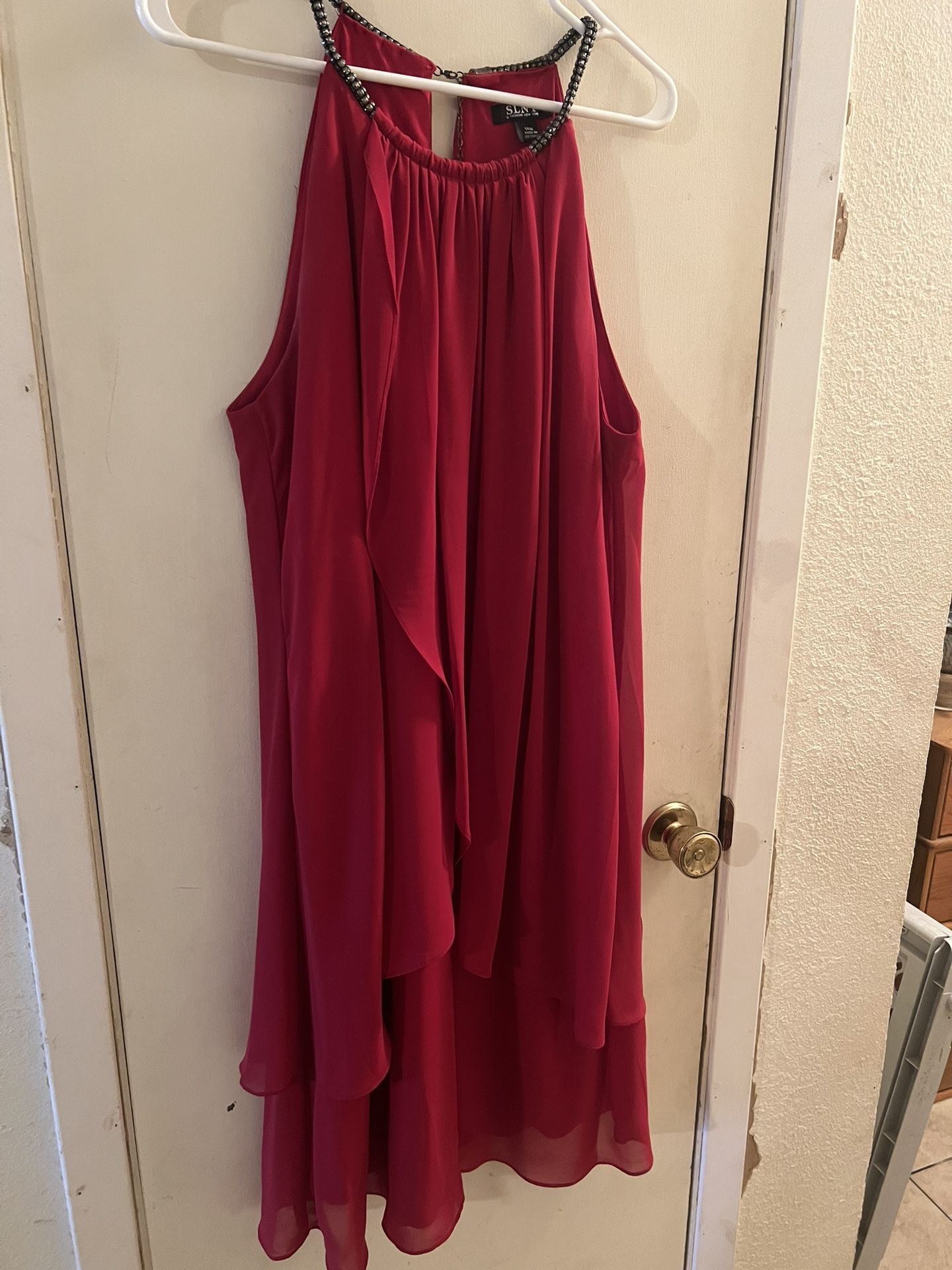 Size 14 Party/Prom/Homecoming Dress - joarbit.com