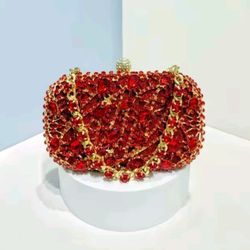 Red Crystal Evening Clutch – Elegant & Sparkly
