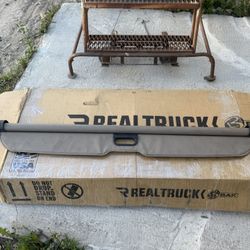 2000-2006 Suburban Cargo Cover
