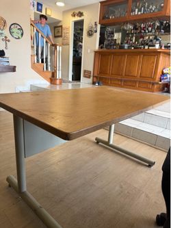 Sturdy Wood-Grain Office Desk / Utility Training Table