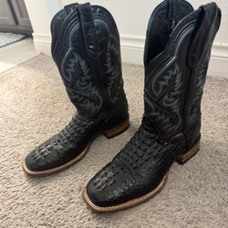 gator print boots 