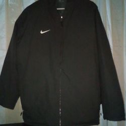 New With Tags Nike Men's Large Winter Coat